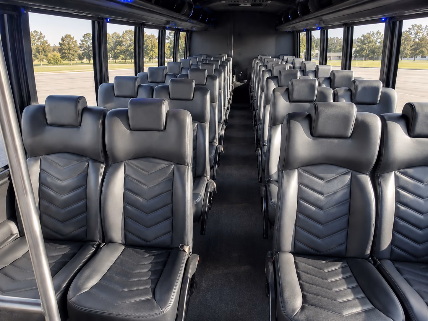 easily book transportation for your next airport transfer 4