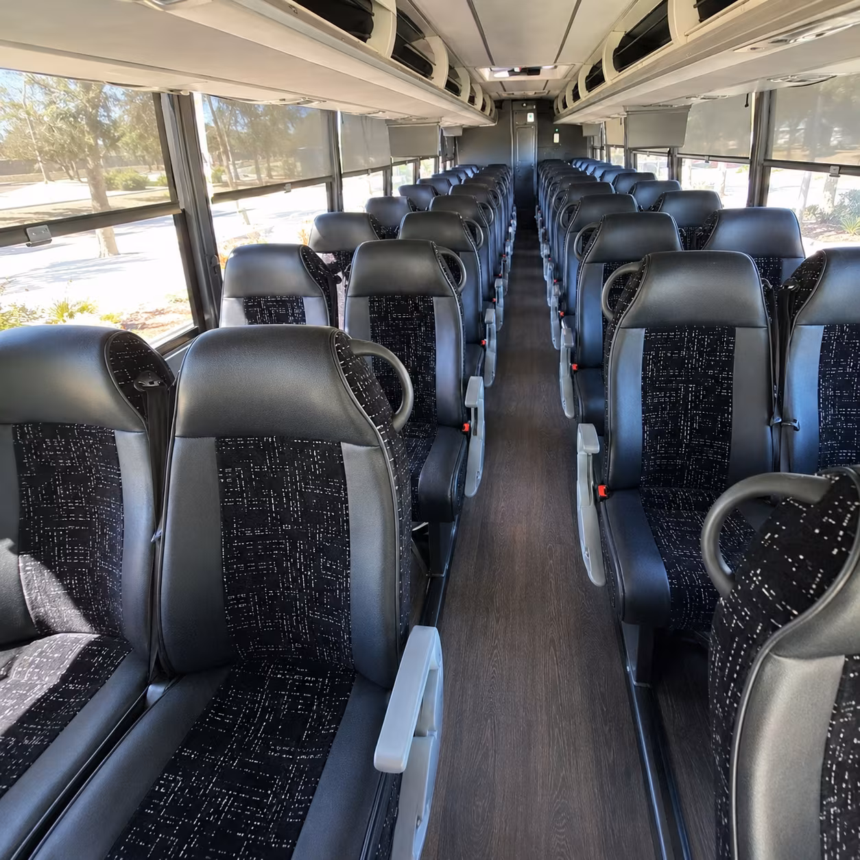 easily book transportation for your next prom 1