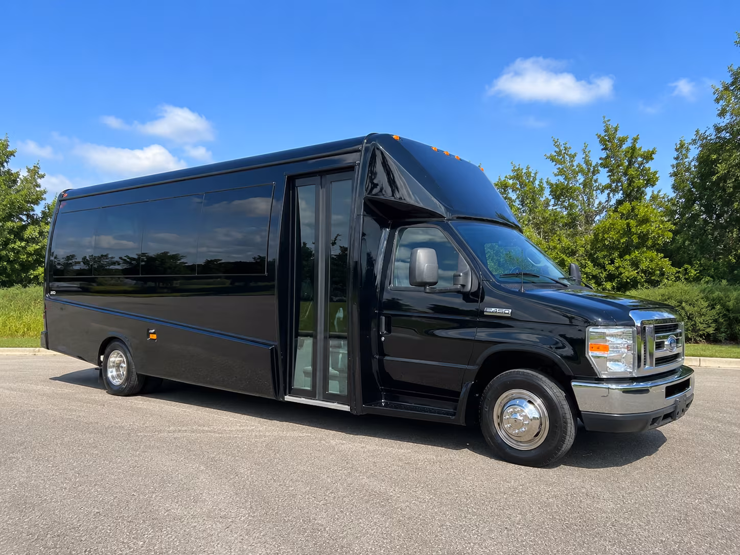 how bus type and group size affect bus rental rates in reading